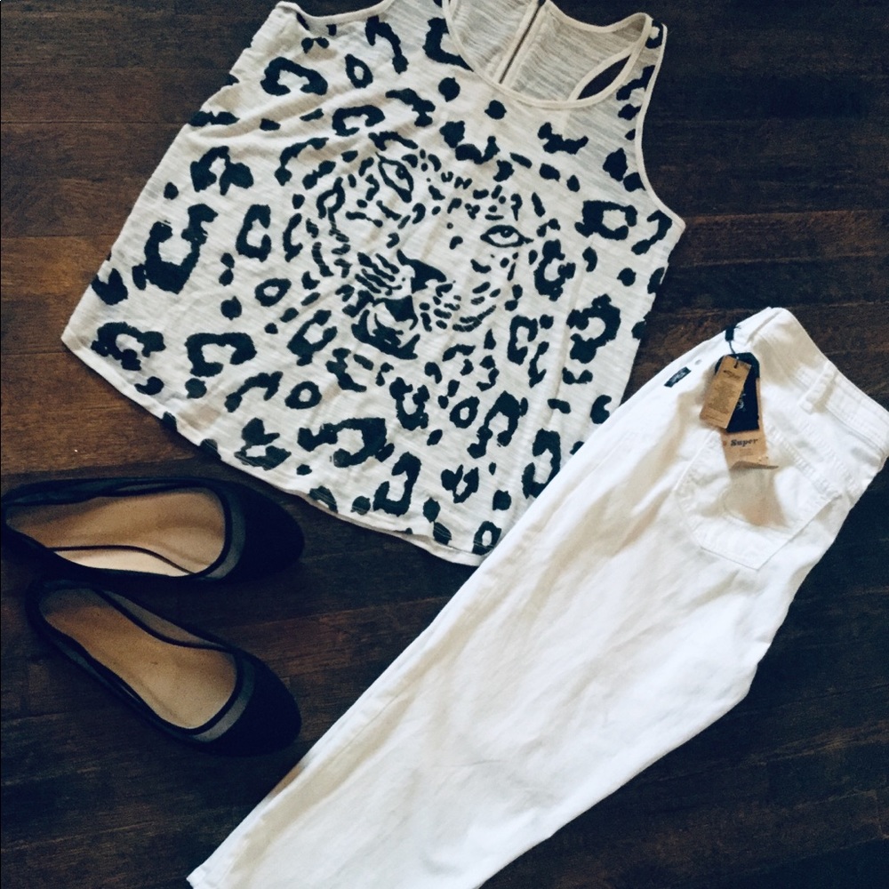 Size 18 Silver capris NWT (fit like 16)